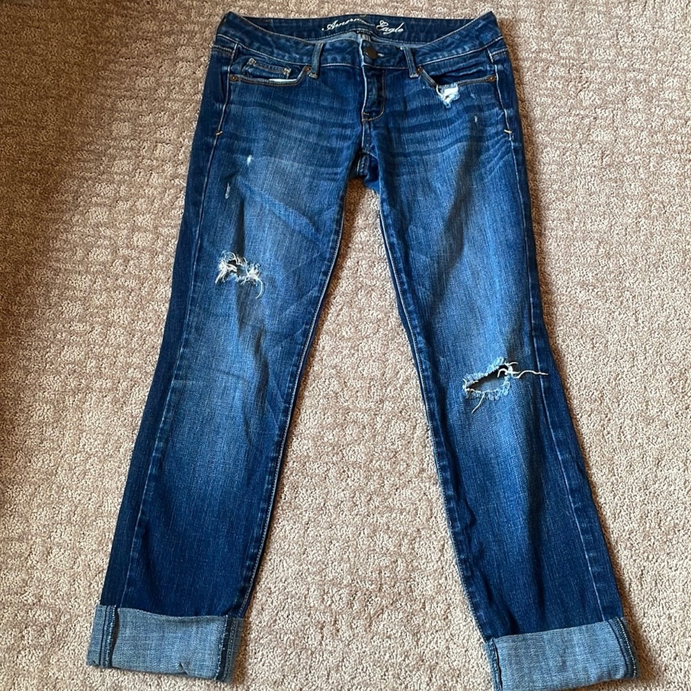 American Eagle size 4 skinny stretch denim jeans EUC distressed dark blue wash
